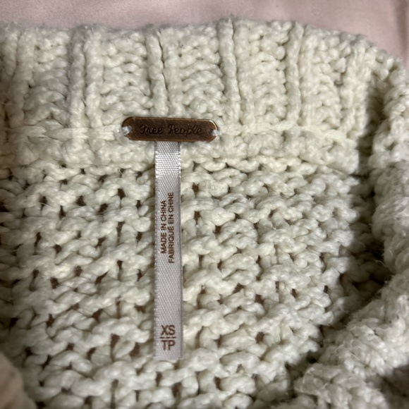 Free People Cutting Edge Cotton Cable Sweater Size XS - Picture 3 of 5